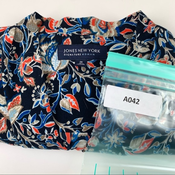 𝅺Jones New York Sleeveless Crossover size 2X - Picture 8 of 8